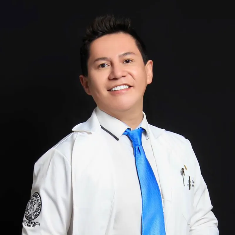 Dr. Fredy Solis